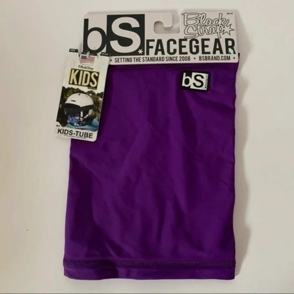 NWT. BLACK STRAP Kids’ Ski Face Mask